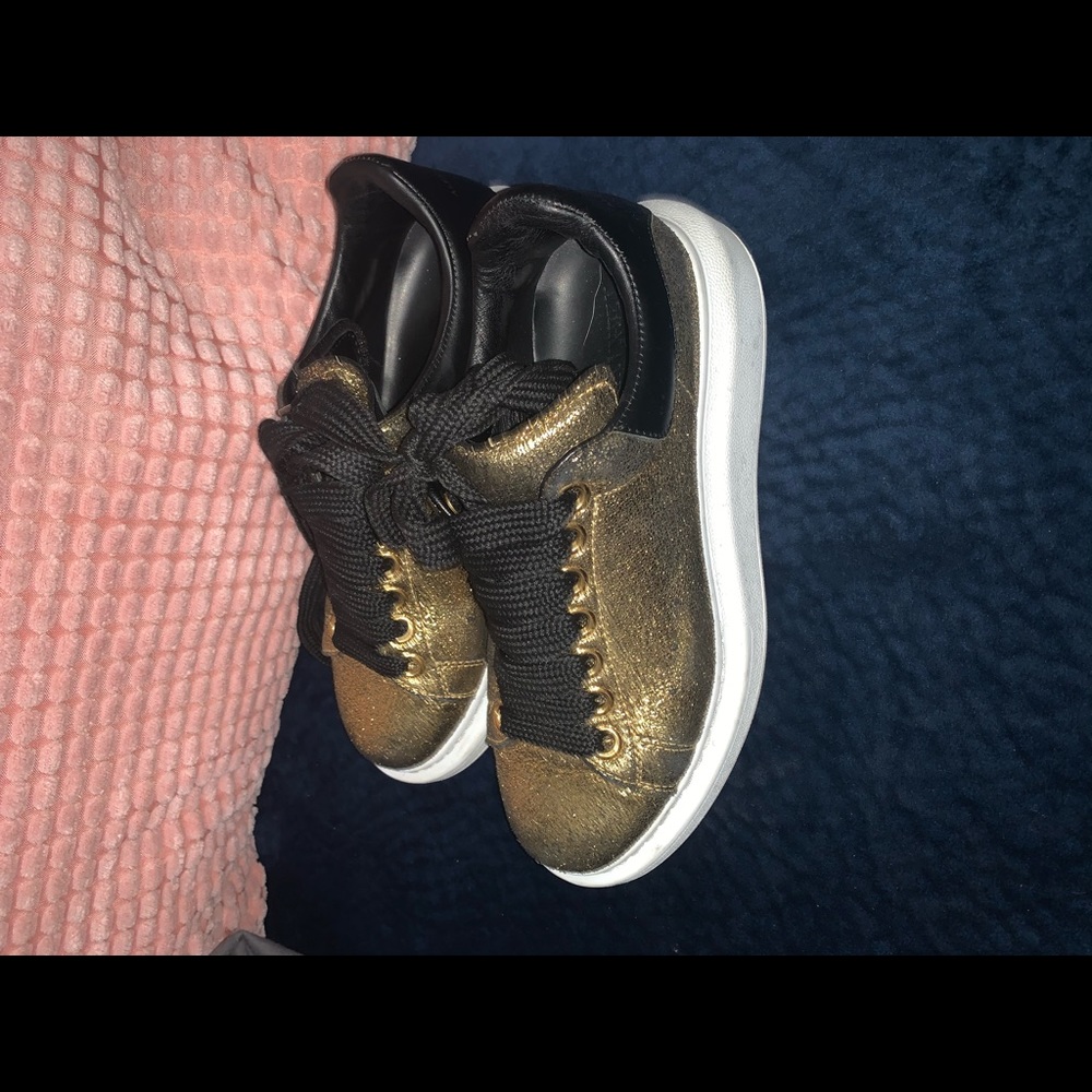 Gold Alexander Mcqueen Sneakers